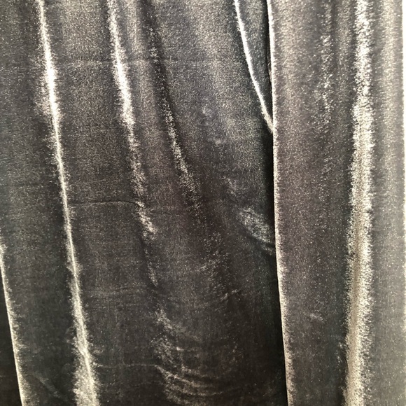 Amaryllis Midnight Blue Velvet Cardigan - Picture 6 of 12